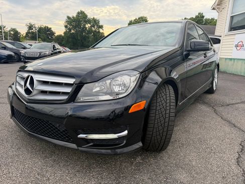 Used 2012 Mercedes-Benz C 300 4MATIC Sedan image 9