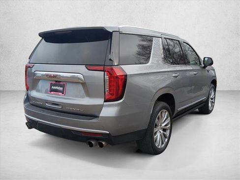 Used 2023 GMC Yukon Denali image 5