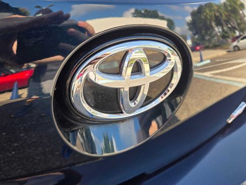 Used 2020 Toyota Corolla SE FWD image 16