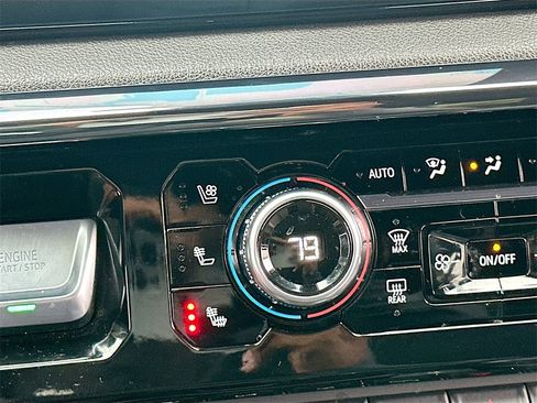 Used 2023 GMC Sierra 1500 AT4 w/ AT4 Premium Package image 21