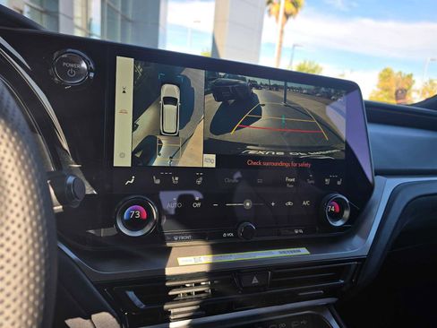 New 2026 Lexus TX 500h AWD image 30