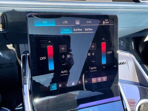 New 2026 Cadillac Escalade IQ Luxury 2 w/ LPO, Floor Liner Package AWD/4WD image 26