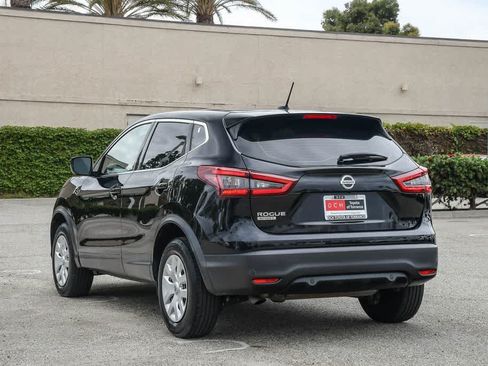 Used 2020 Nissan Rogue Sport S FWD image 7