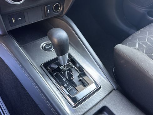 Used 2023 Mitsubishi Outlander Sport AWD image 19