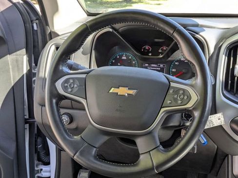 Used 2022 Chevrolet Colorado LT image 19