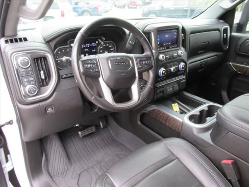 Used 2023 GMC Sierra 2500 Denali w/ Denali Ultimate Package image 18