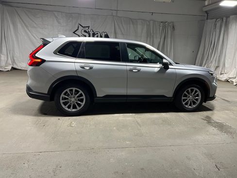 Used 2025 Honda CR-V EX-L image 8