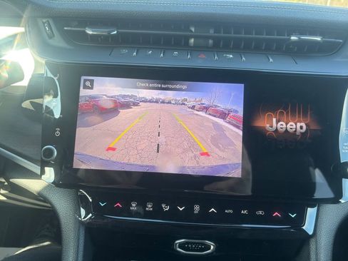 New 2026 Jeep Grand Cherokee L Limited image 17