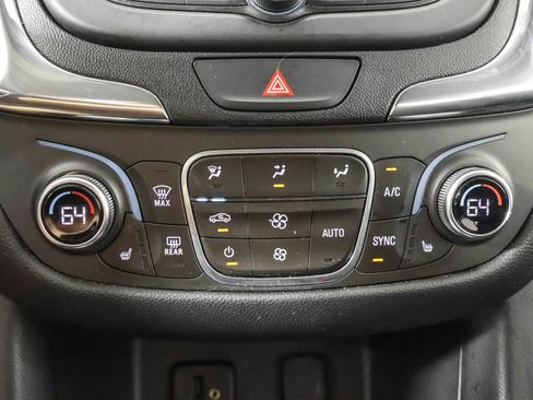 Used 2018 Chevrolet Equinox LT AWD/4WD image 31
