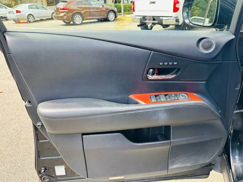 Used 2010 Lexus RX 450h AWD image 9