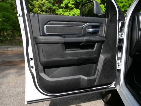 Used 2025 RAM 3500 Lone Star image 25