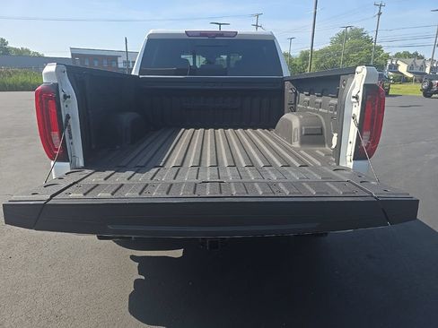 Used 2023 GMC Sierra 1500 Denali w/ Denali Reserve Package AWD/4WD image 39