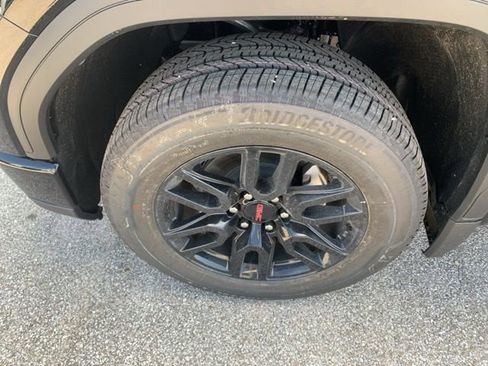 New 2026 GMC Sierra 1500 Elevation image 11