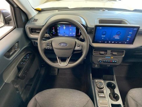 New 2025 Ford Maverick XL image 11