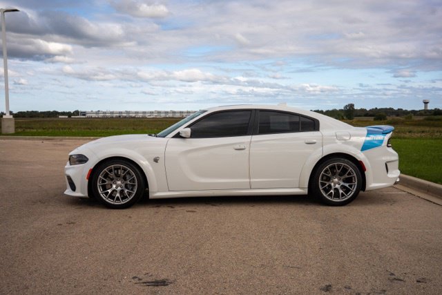 Used 2020 Dodge Charger SRT Hellcat w/ Harman/Kardon Audio Group RWD image 4