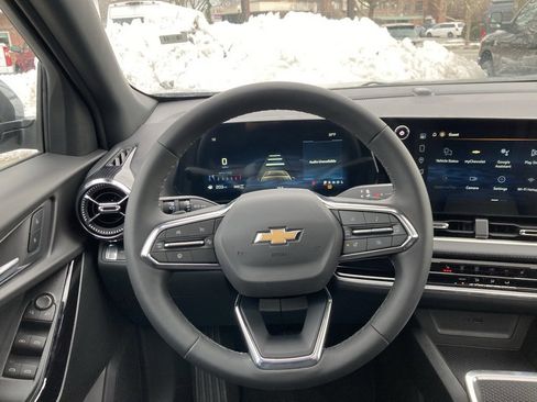 New 2026 Chevrolet Equinox LT image 13