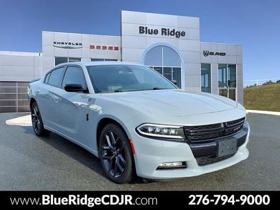 Used 2022 Dodge Charger SXT w/ Blacktop Package