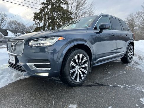 Used 2023 Volvo XC90 B6 Plus w/ Protection Package Premier image 23