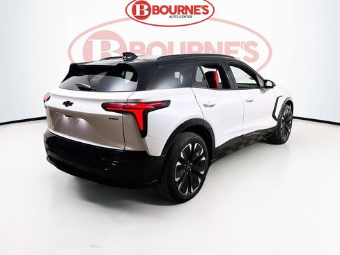 Used 2025 Chevrolet Blazer EV RS image 12