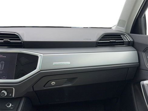 Used 2022 Audi Q3 2.0T Premium Plus image 21