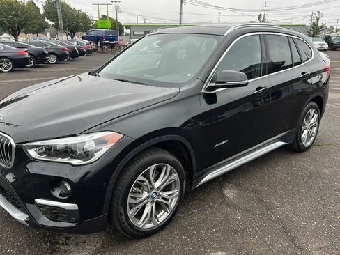 Used 2017 BMW X1 xDrive28i AWD/4WD image 7