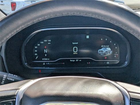 Used 2022 GMC Yukon XL SLT w/ SLT Luxury Package image 33