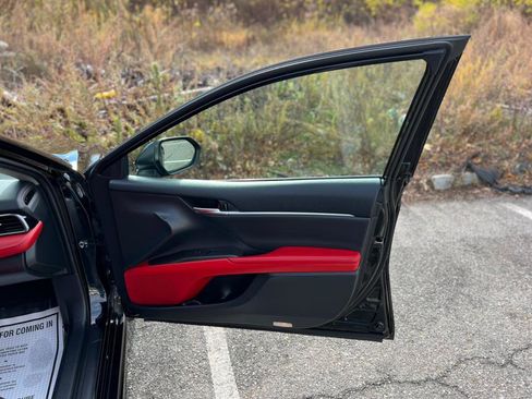 Used 2021 Toyota Camry XSE image 36