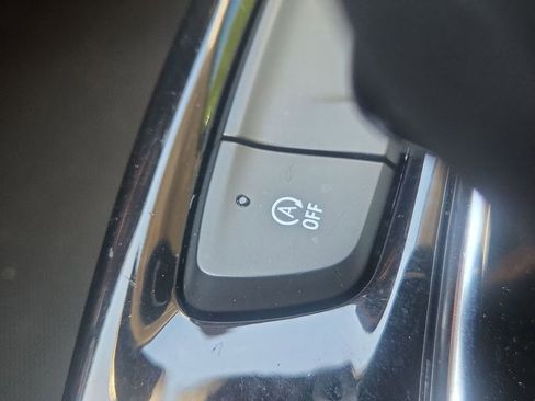 Used 2026 Chevrolet Trax LT w/ Driver Confidence Package FWD image 48