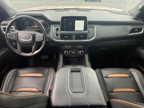 Used 2022 GMC Yukon AT4 AWD/4WD image 7