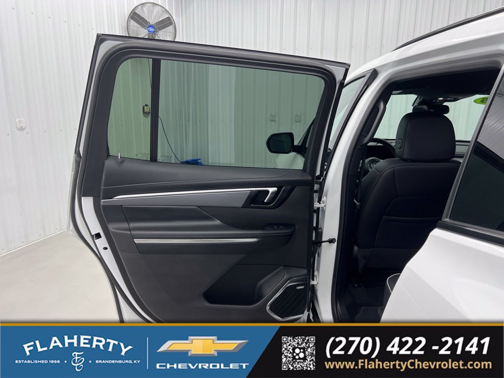 Used 2026 Buick Enclave Sport Touring FWD image 10
