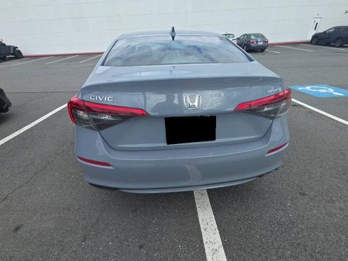 Used 2022 Honda Civic Sport image 5
