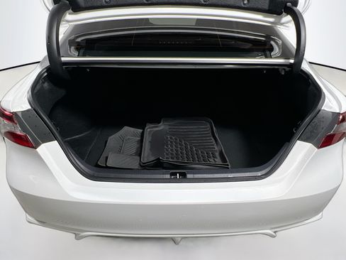 Used 2024 Toyota Camry SE FWD image 33