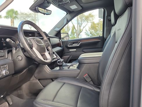 Used 2026 GMC Sierra 1500 Denali w/ Denali Reserve Package image 12