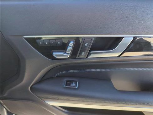 Used 2014 Mercedes-Benz E 550 Coupe image 29