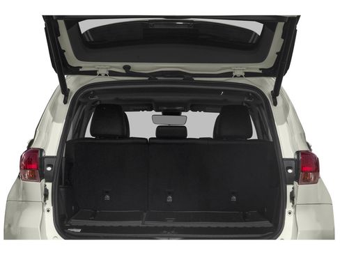 Used 2019 Toyota Highlander XLE image 12