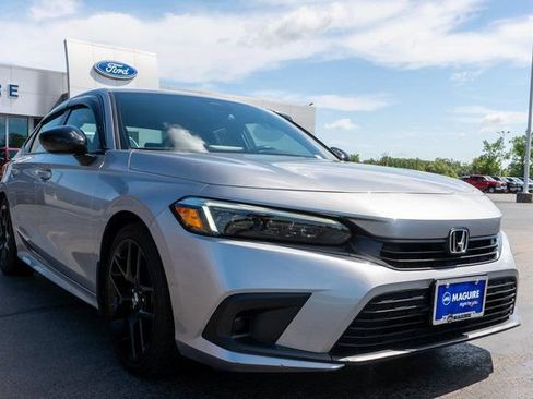 Used 2024 Honda Civic Sport image 4