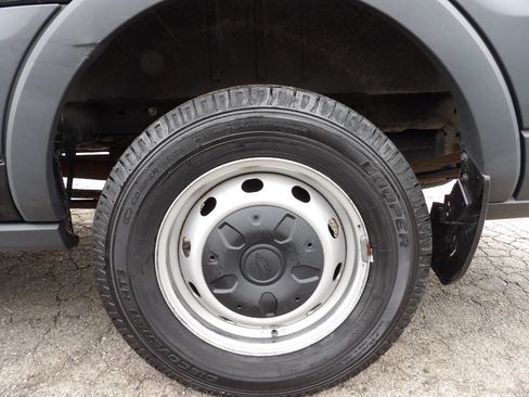 Used 2018 Ford Transit 250 148 Medium Roof RWD image 10