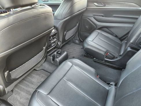 Certified 2024 Jeep Grand Cherokee L Limited image 28