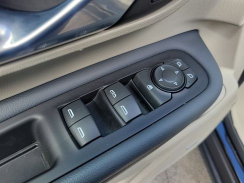 Used 2023 GMC Terrain Denali image 20