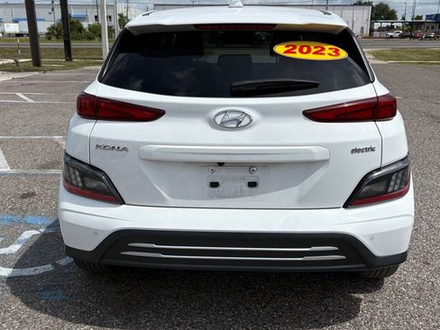 Used 2023 Hyundai Kona Limited w/ Cargo Package FWD image 4
