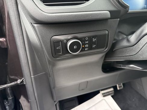 Certified 2023 Ford Escape ST-Line Elite AWD/4WD image 19