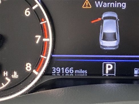 Used 2024 Nissan Altima 2.5 SV image 33