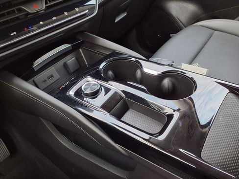 Used 2024 Buick Envision Preferred image 10