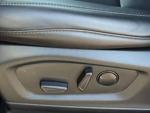 Certified 2023 Ford Explorer XLT w/ Equipment Group 202A image 7