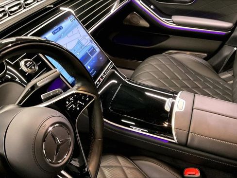 Certified 2025 Mercedes-Benz S 580 4MATIC Sedan image 12