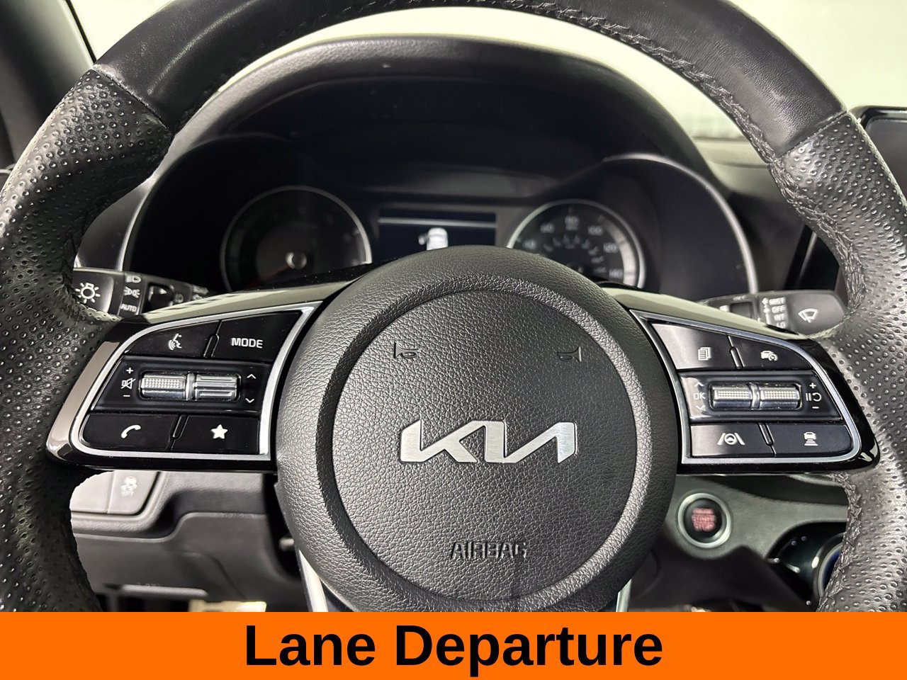 Used 2024 Kia Forte GT-Line w/ GT-Line Premium Package FWD image 16