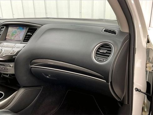 Used 2017 INFINITI QX60 Base w/ Premium Plus Package image 19