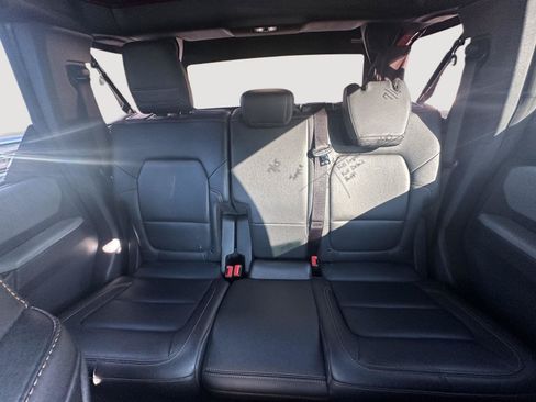 Used 2023 Ford Bronco Badlands AWD/4WD image 12