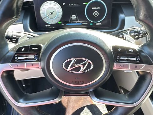Used 2022 Hyundai Tucson Limited image 17
