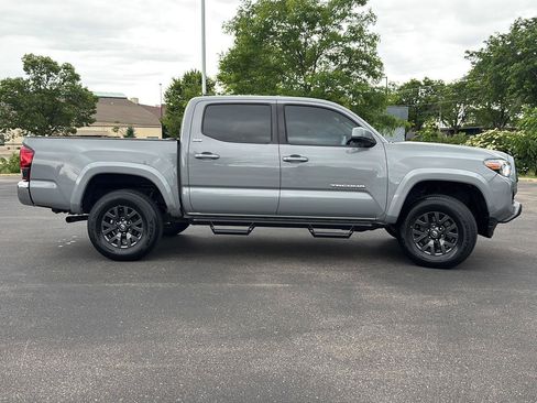 Used 2021 Toyota Tacoma SR5 RWD image 10